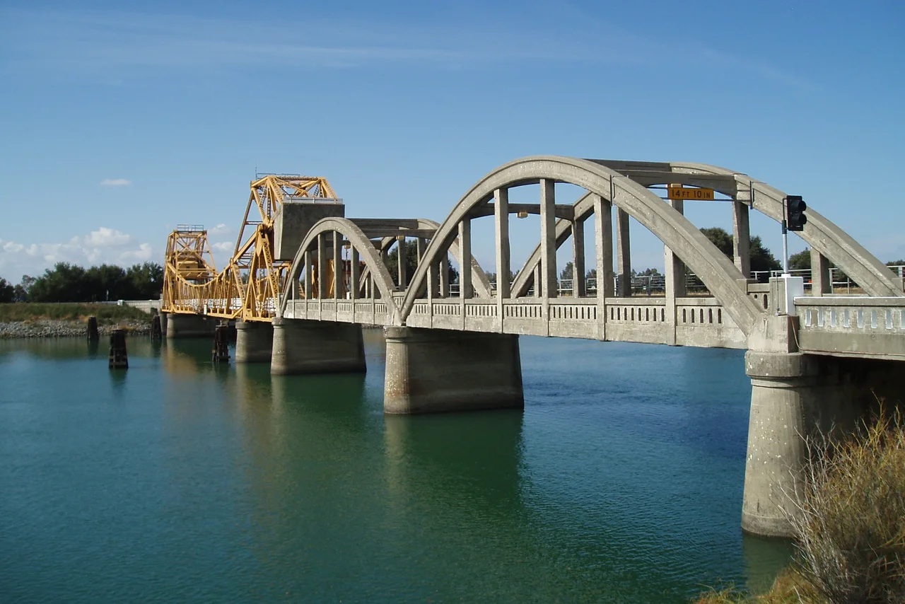 Bascule-type drawbridge across the Sacramento River just west of Isleton, California, built in 1923.