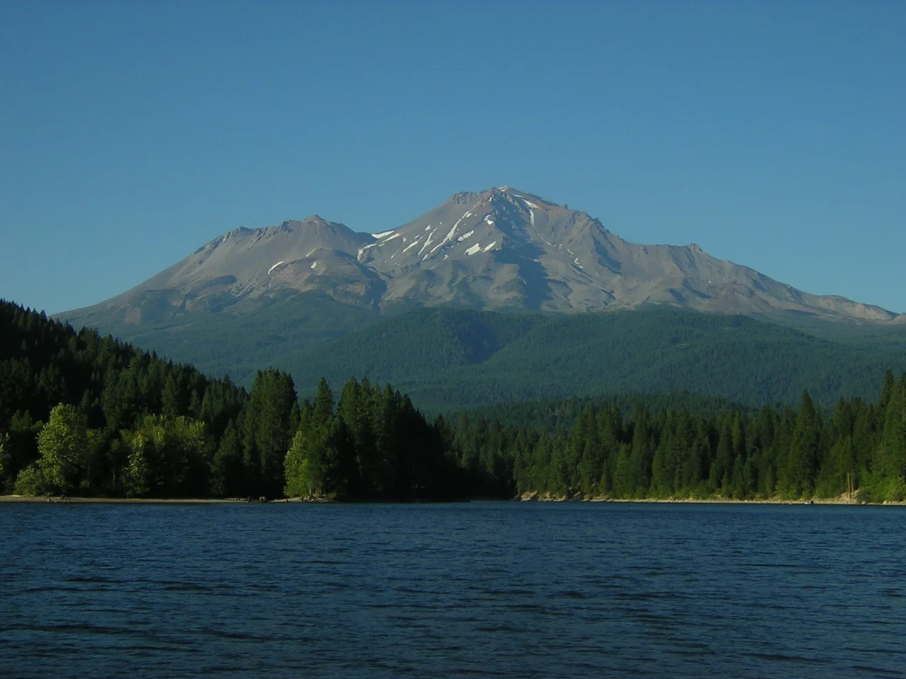 A picture of Mount Shasta taken on August 4, 2007 on en:Lake Siskiyou, just west of Mount Shasta city, about 12 miles west of the Mount Shasta summit.