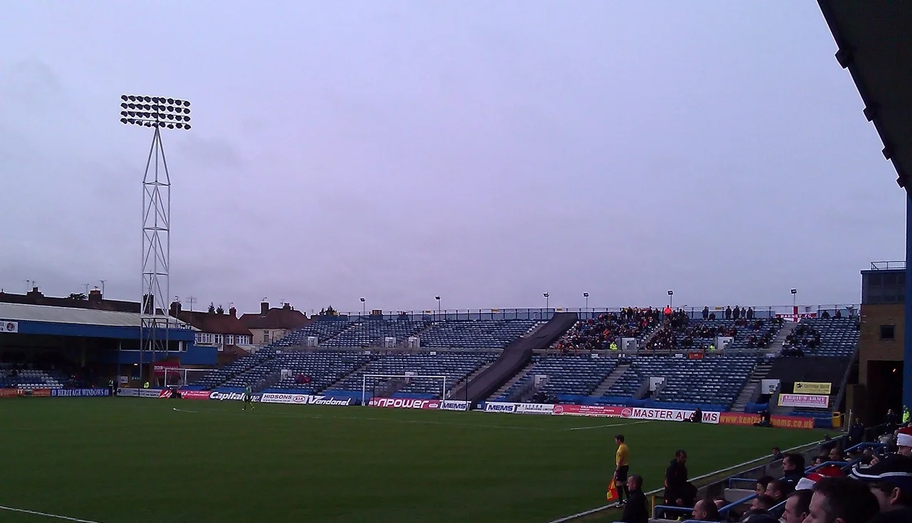 The Brian Moore Stand at Priestfield Stadium. I took this picture myself at the game between Gillingham F.C. and Barnet F.C. on 26 December 2012.
Summary
The Brian Moore Stand at Priestfield Stadium.  I took this picture myself at the game between Gillingham F.C. and Barnet F.C. on 26 December 2012.