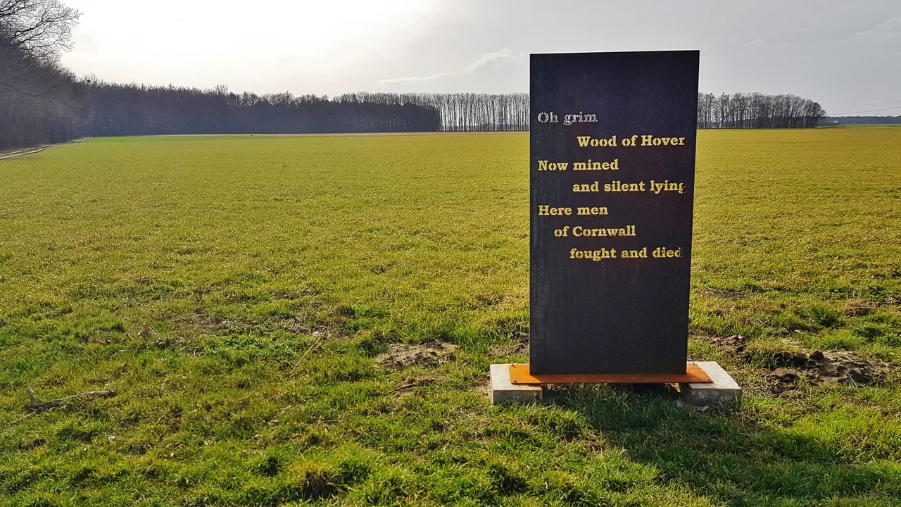 In Gedenken an die Winterkämpfe Nov. 1944 - Febr.1945 im Raum Rischden -Tripsrath - Hoven