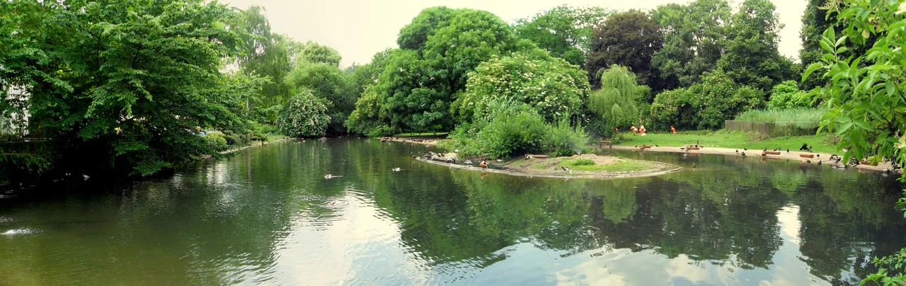 Zoo Krefeld (lake)