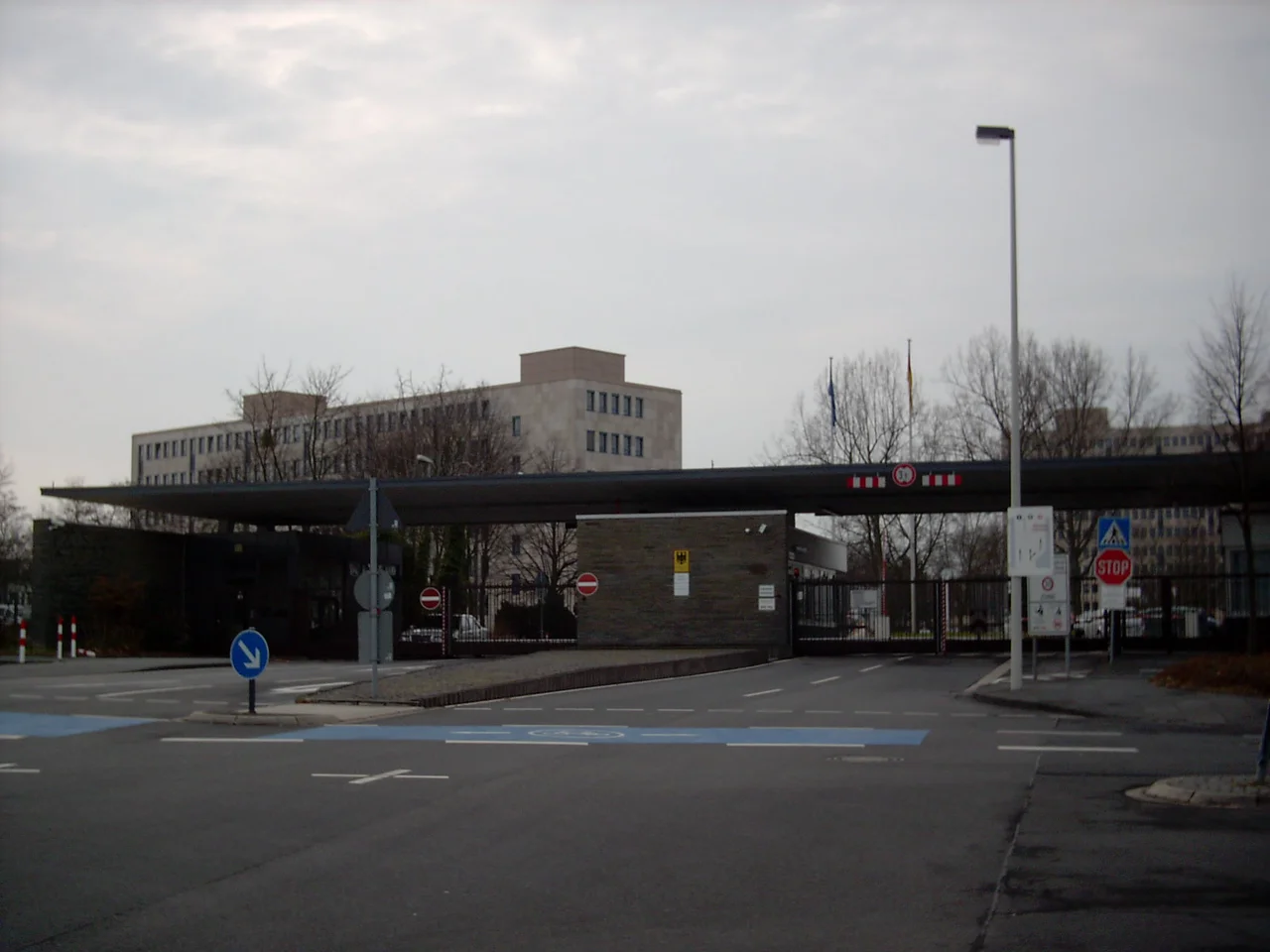 Entrance to the Federal Ministry of Defense in Bonn. The building is located on the “Hardthöhe”, an elevation in the west of Bonn.