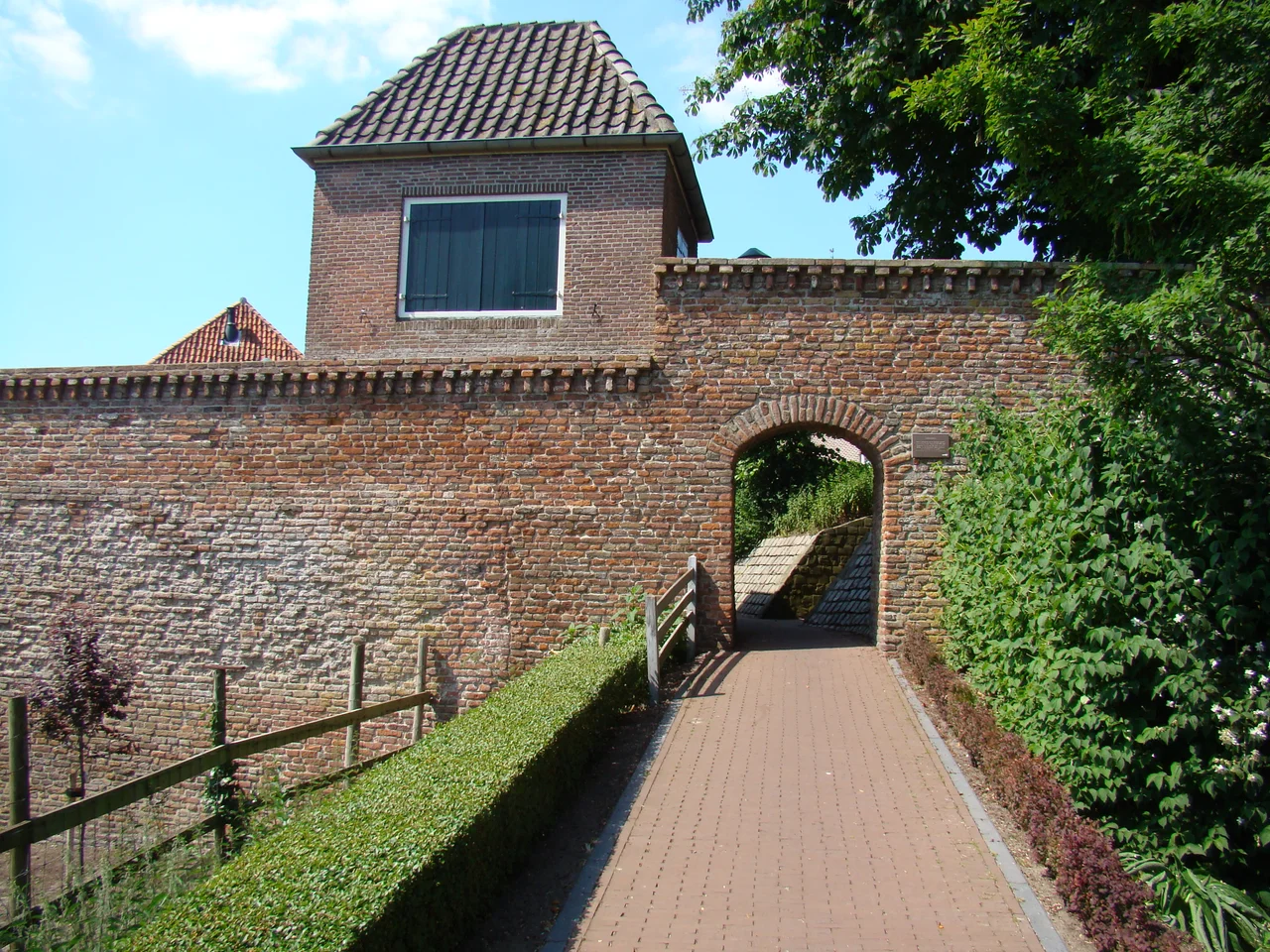 Impressions of Hattem, Netherlands

Stadsmuur Hattem