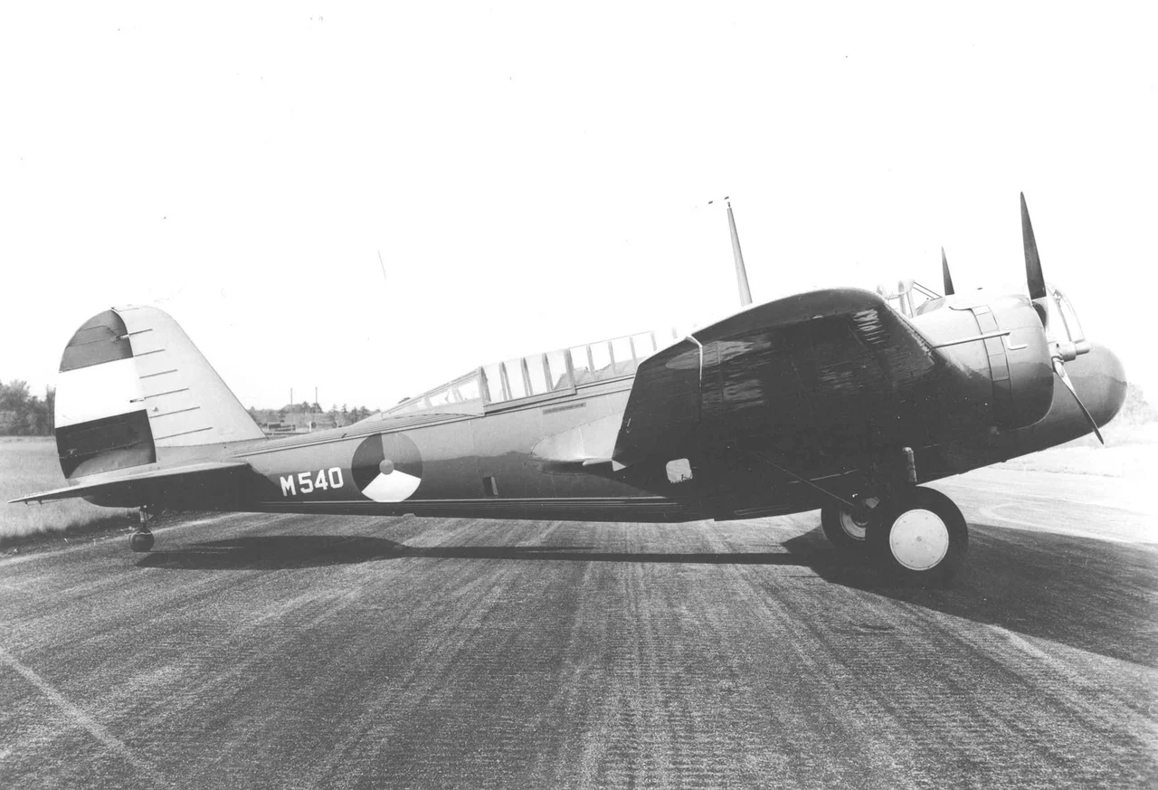 Dutch Martin Model 166.jpg